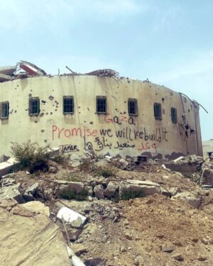 Mimi Lana Instagram - It’s not war, it’s GENOCIDE! Netanyahu you are the biggest TERRORIST the world has ever seen. We have all witnessed the mass murder and massive War Crimes committed against the Palestinians by Netanyahu! Arrest him now, end the occupation, and we need a PERMANENT CEASEFIRE NOW! Our voices will never be silenced! #freepalestine #alleyesonrafah 🇵🇸