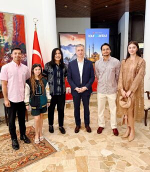 Mimi Lana Instagram - Thank you to the Embassy of the Republic of Türkiye for a warm and welcoming morning gathering in celebration of World Turkish Coffee Day together with @turkishairlines ☕️✨A truly delightful start to the day. 🤍