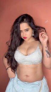 Actress Minakshi Dey HD Photos and Wallpapers January 2026