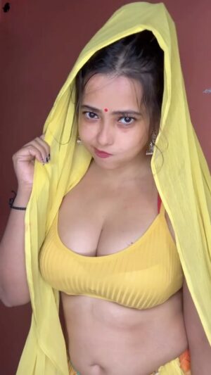 Minakshi Dey Instagram - Yadav ji #reels #reelsinstagram #reelitfeelit #trending #funny #explore #dreamgirl666