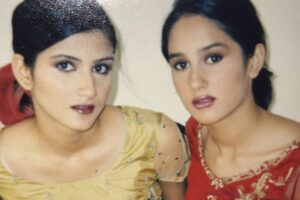 Mira Sethi Instagram - cutiepie. artiste. giggler-in-chief over phone calls across oceans. you introduced me to tracy chapman when we were fourteen, forced me to go cycling with you in FCC park. thank you for your gumption. you say you’re shy, but you’re really just ethereal. i love you now and forever
happy birthday @z0hman 🎈