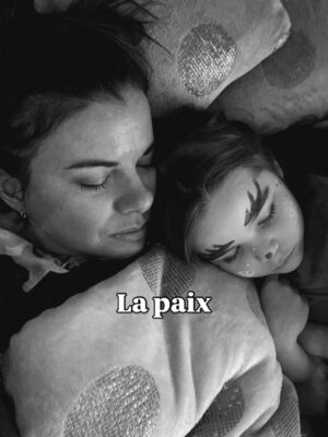 Mirianne Brûlé Instagram - J’avais envie de faire cet exercice. 🤗

Je trouve que le discours ambiant est souvent négatif et qu’on nomme toujours ce qu’on aimerait plutôt que ce que l’on a. La vie n’est jamais parfaite, mais elle est certainement belle, il suffit de changer notre perspective et de se donner les moyens de nos ambitions. 

Pratiquer la gratitude un jour à la fois. 

Et vous quelles sont les choses qui vous rendent reconnaissants de cette année?

#gratitude #lifestyle #mom #travel #work #study