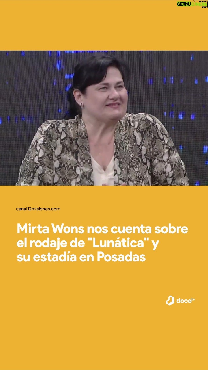 Mirta Wons - 1K Likes - 🎬 Lunática, la nueva película del director Martín Basterretche, continúa su rodaje en Posadas con un equipo de 178 profesionales y un elenco encabezado por Magui Bravi, Ramiro Blas, Mirta Wons y Alan Madanes.

🌙 Mirta Wons contó que se enamoró de Posadas durante la filmación y elogió a Magui Bravi —a quien llamó “todoterreno”—. Sobre su rol, adelantó que interpreta a una enfermera “mala, tenebrosa y de pocas palabras”, en una historia donde se mezclan mundos y líneas temporales. También destacó el trabajo del equipo misionero y el apoyo del IAAviM a través del Programa Cash Rebate.

🎥 El proyecto se filma íntegramente en la ciudad, con locaciones como la Costanera, Villa Sarita, Bajada Vieja, hospitales y avenidas centrales. La Productora de la Tierra aporta un equipo técnico local y logística integral, en una coproducción que incluye capital privado y productoras de Misiones, Córdoba y La Plata.