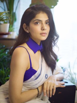 Misha Narang Instagram - ✨

#vibe #mishanarang 

📸: @zokandetanmay