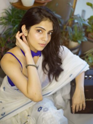 Misha Narang Instagram - ✨

#vibe #mishanarang 

📸: @zokandetanmay