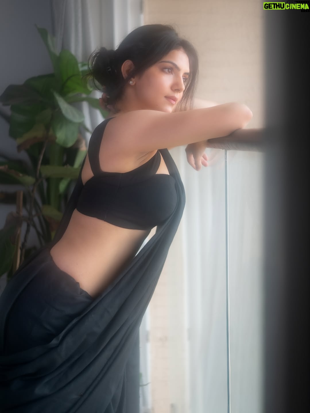 Misha Narang - 26.2K Likes - ✨

#vibe #mishanarang 

📸: @kcmstories.portraits