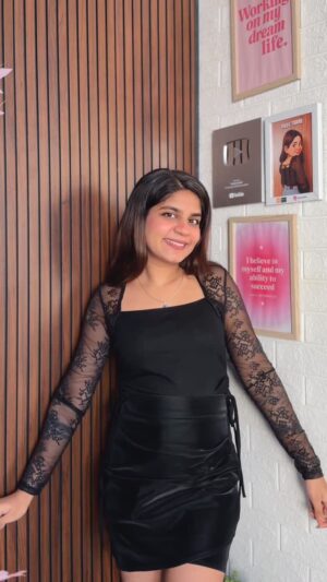 Miss Taanii Instagram - Pretty tops ♥️Comment “top” for links ✨💓
MESH TOPS HAUL FROM FLIPKART 
.
.
.
Crochet tops net tops mesh full sleeves tops flipkart haul affordable tops flipkart finds 
#affordabletop #meshtop #crochettop #flipkartfinds