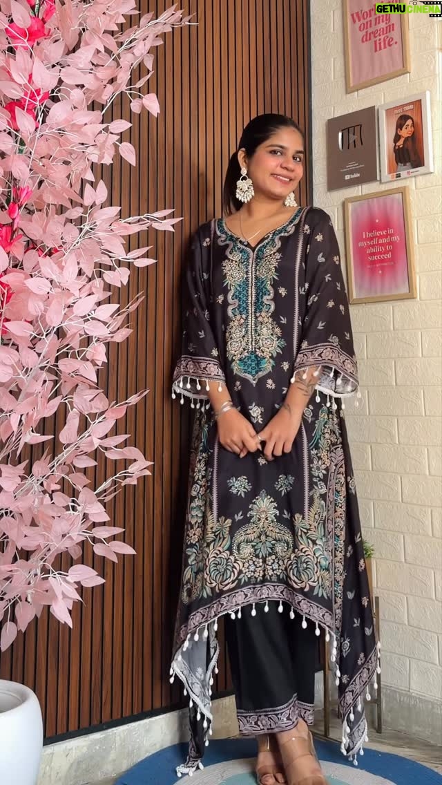Miss Taanii - 3 Likes - Pretty 😍 Comment “want” for Links 🥰🫶🏻
PRETTIEST KURTA SETS FROM FLIPKART 
.
.
.
Tags:- kurtis flipkart kurta sets ethnic wear wedding wear