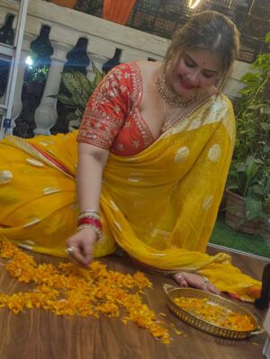 Mithila Purohit Instagram - दशहरा लाए नई ऊर्जा और नई उम्मीदें… शुभ विजयादशमी 🙏🏻🧿
#happydussehra #2025 #festive #thebandragirl