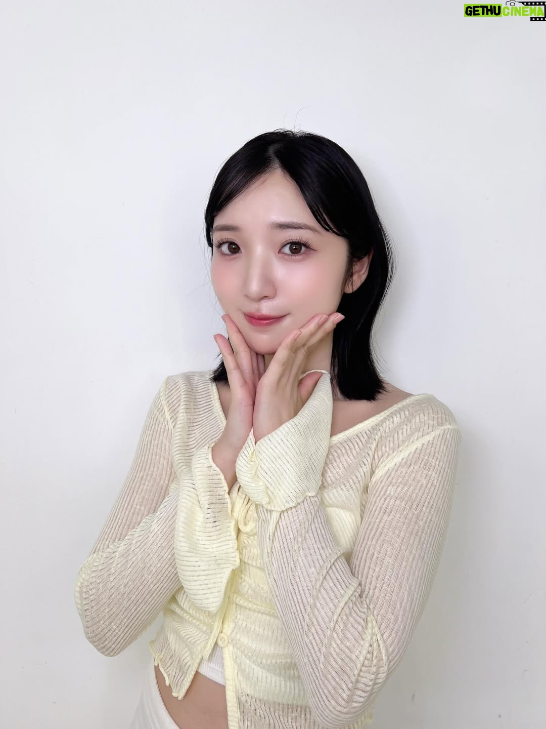 Moe Toyota - 9.5K Likes - 🎀✨

2025年Instagram載せ忘れまとめ🌞

今年も一年本当にありがとうございました🎀
なんだかんだ自分と向き合った一年でした！

みんなはどんな一年だったかな？🙂‍↕️
頑張った自分をたくさん褒めようね⭐️

来年も元気に息して行こうね〜！🫶🏻🤍

良いお年を🌞✨

#大晦日
#2025年載せ忘れ