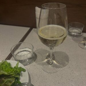 Moeka Shiotsuka Instagram - 12月、もうすこし
まほうがつかえるの衣装、ヘアメイクお気に入り
昼間から飲むワイン
旅行に行きたくなる映画
記憶のない動画だけどなんかめちゃ面白い
奇跡のバナナクレープ
半袖でカレー食べる天使たち
買った機材たち、説明書読みながらトライする時間
ロンドンで買ったスウェット
"パイオニア"会議　with @yukinaimafuku 
リファレンス
自撮りやってみる①
自撮りやってみる②
撮影後みんなでまーらーたん
永遠につまらないけど頑張ってくれる一発ギャグの人
ヘプバーン
4人の箸置きを積み上げる　@babajijihouse 
かわいすぎてたべられない方々
クリスマスの事務所
ゆりかBDケーキの要
そして今日レディクレ

たまには振り返ってみました
10月、11月も振り返りたい
間に合う？