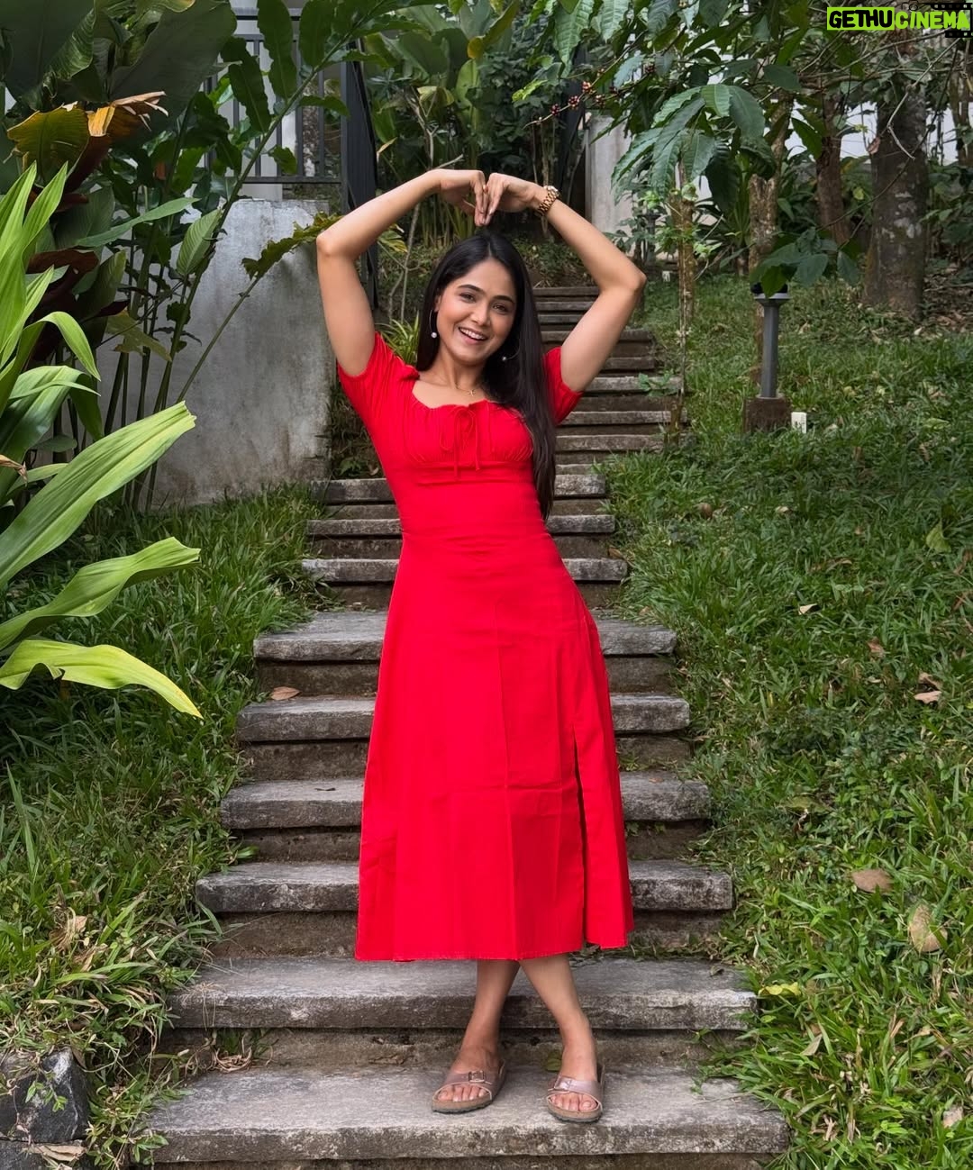 Mokshitha Pai - 62.3K Likes - Hello , new beginnings 😊

#nimmamokshithapai #mokshi #newyear2026