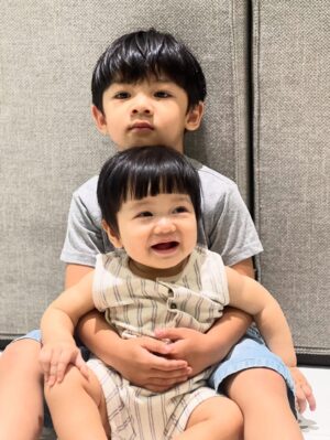 Mona Ratuliu Instagram - Wiken akuh penuh bayiiii 👶🏻👶🏻