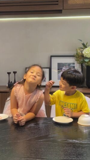 Mona Ratuliu Instagram - #numadanbalint Challenge !!

Dari konten ini kita belajar bahwa
Sebetulnya wanita tidak ingin selalu menang dari segala hal , dia hanya tidak suka kalah . Menurutnya , hanya ada dua pendapat , yaitu pendapatnya dan pendapat orang yang setuju dengannya .
Quote by: Mario Teguh

BETUL atau BETUL gaess??

#ceritanumadanbalint #brascosfamily