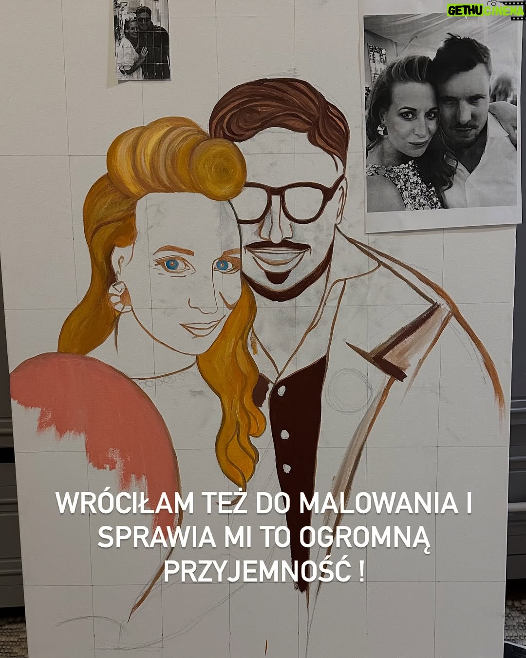 Monika Mrozowska - 1.5K Likes - Nie wszytko musi wychodzić ;) Nie zawsze trzeba planować ;) Nie dajcie się przygnieść ciężarowi NOWOROCZNYCH POSTANOWIEŃ 😉 Będzie dobrze ! Zobaczycie ! Nawet jeśli 1.01 nie zaczniecie odhaczać punktów z listy … 
Niech Wam się szczęści kochani !