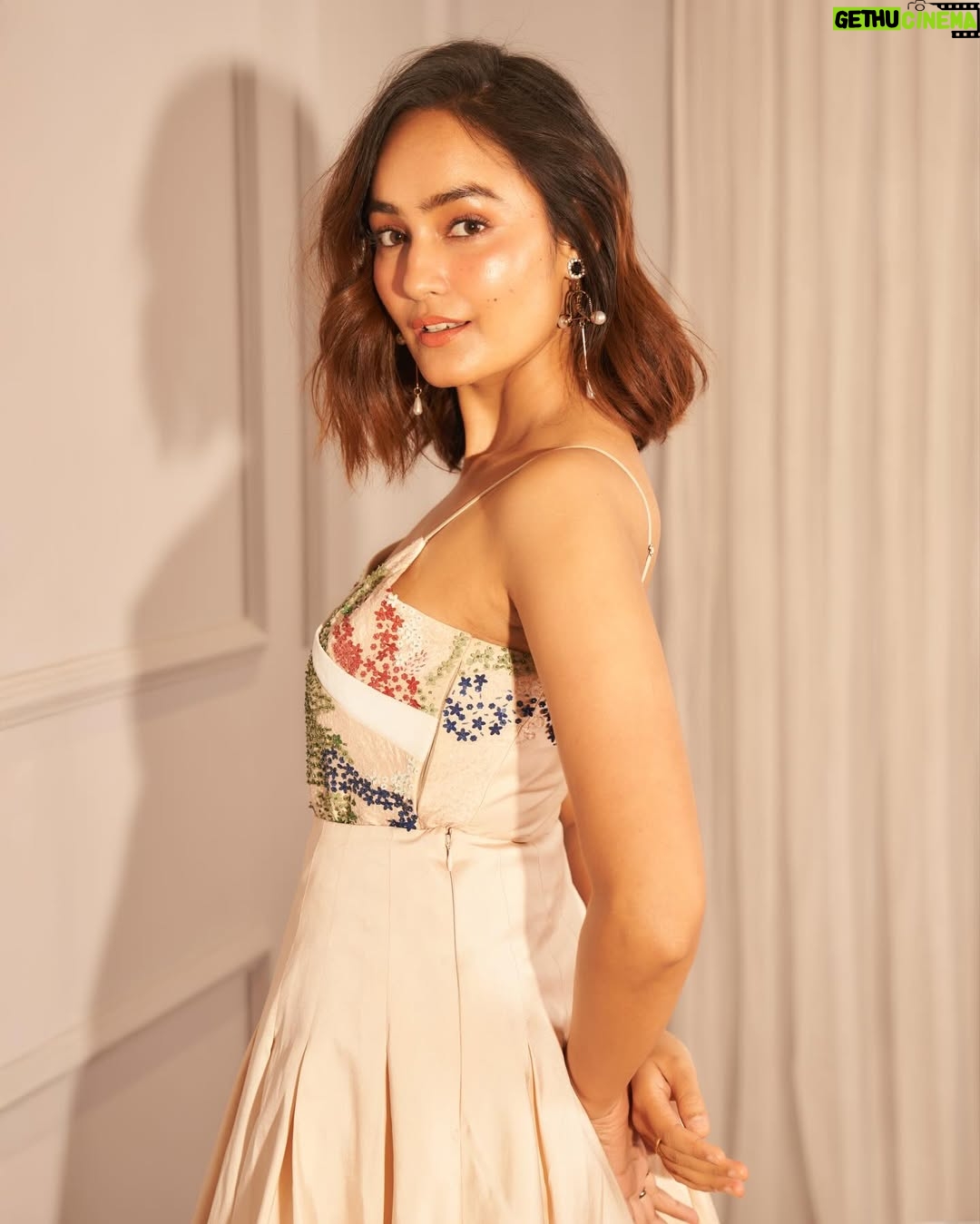 Monika Panwar - 9K Likes - 