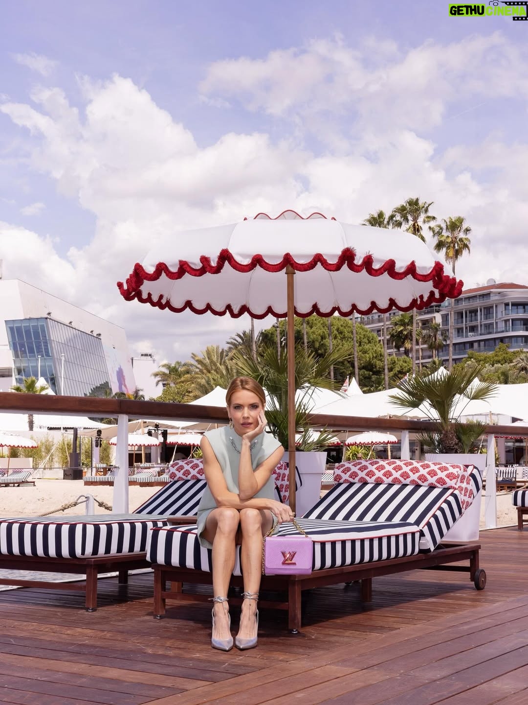 Monique Alfradique - 5.7K Likes - 🍭 @louisvuitton 

#tbtcannes