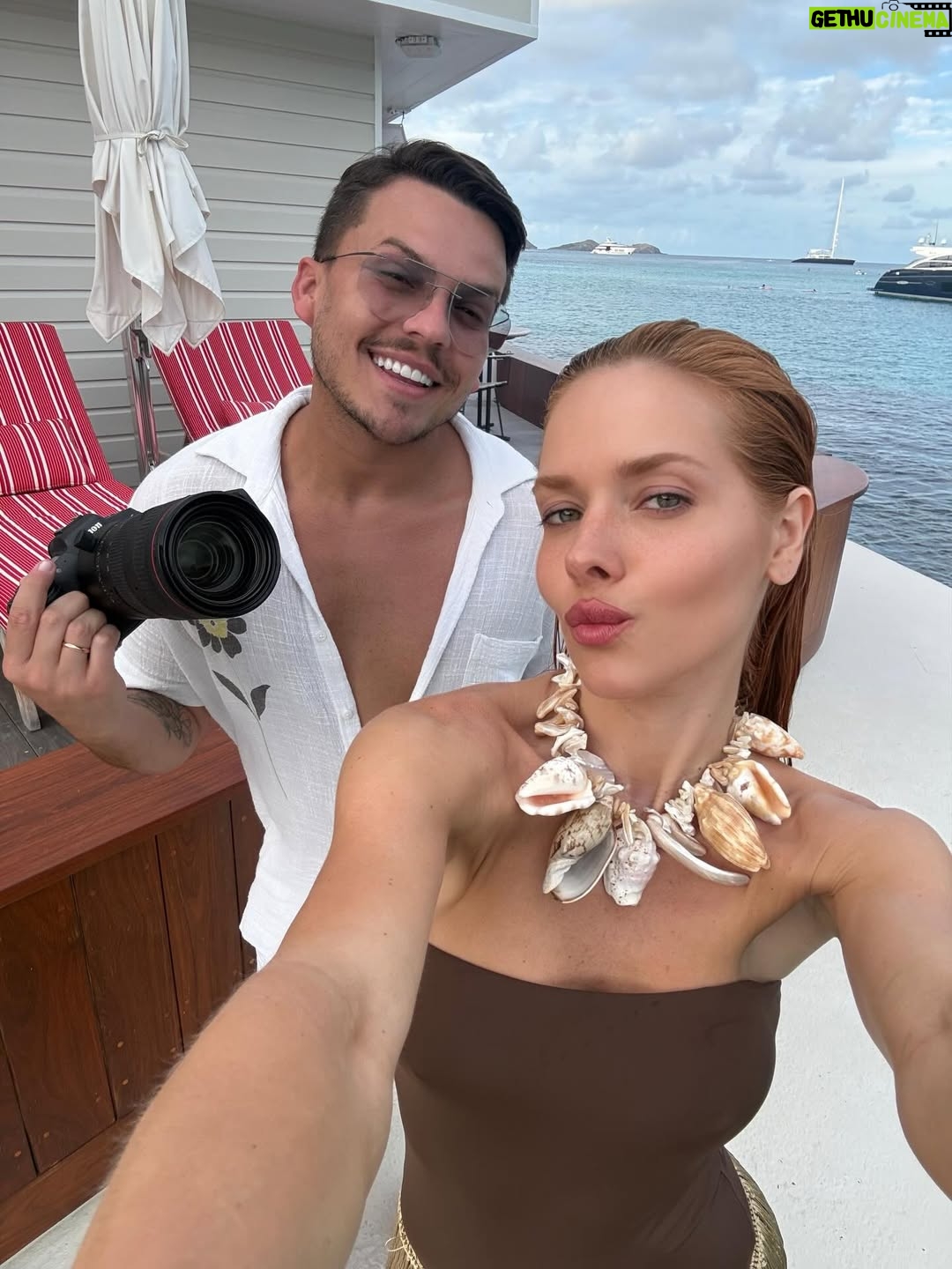Monique Alfradique - 5.3K Likes - cheers to 2026 ✨🙏🤍