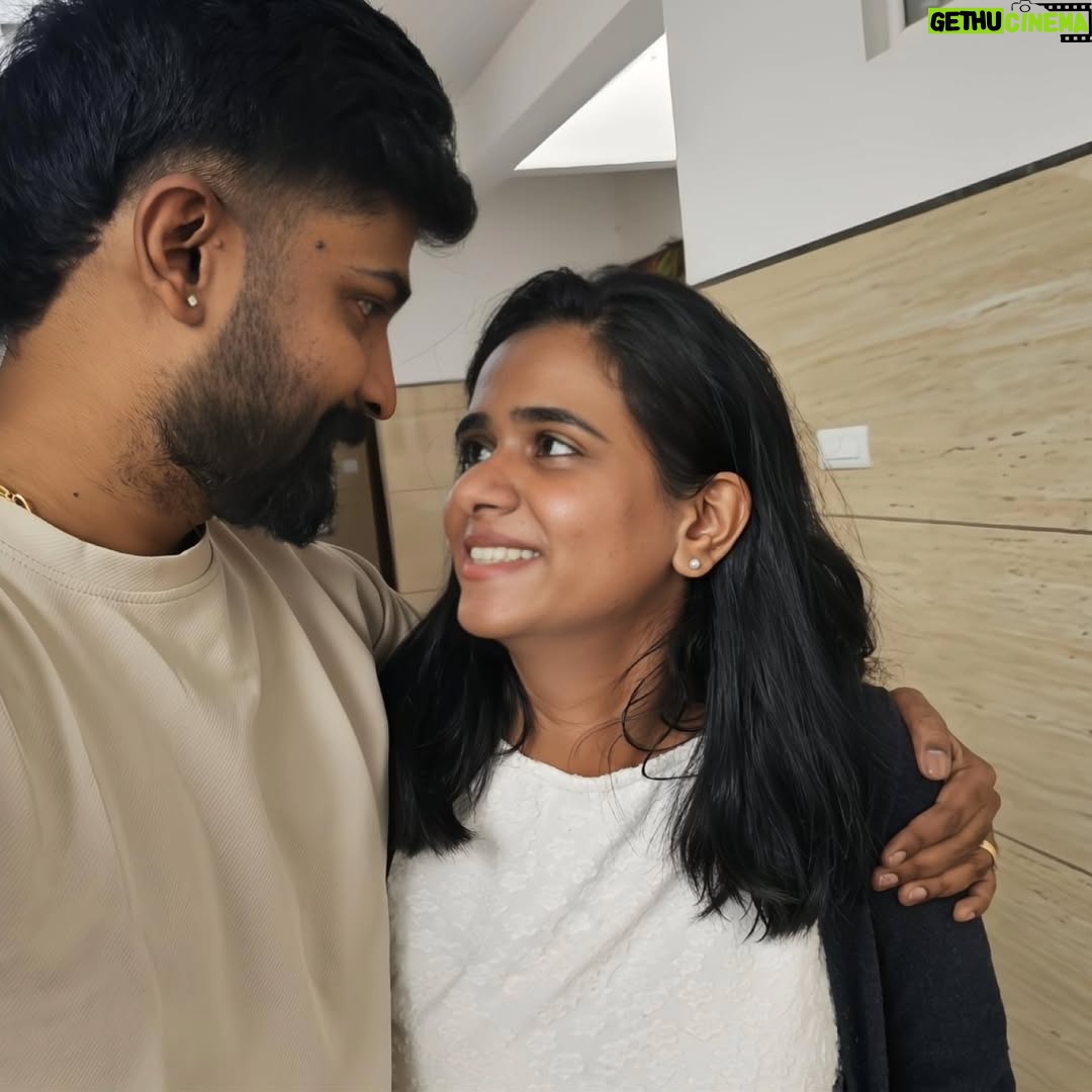 Moulya - 54.3K Likes - Happy pictures ❤️🧿
@pratheekpro