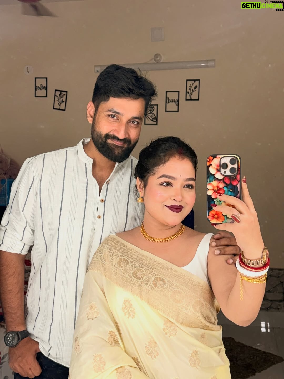 Moumita Tiya Mukherjee - 380 Likes - No nojor 🧿🧿❤️❤️ 

#photo #couple #couples #viral #instagram