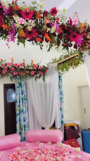 Moumita Tiya Mukherjee Instagram - Our space 😌❤️🧿🌸🌸
#reels #viral #instagram #flowerbed #reception