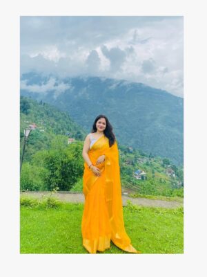 Moumita Tiya Mukherjee Instagram - ✨ PURE ORGANZA BANARASI ✨
Booking number is 8836388043 📩