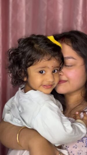 Moumita Tiya Mukherjee Instagram - I’m a addicted to you 😵💫😵💫😵💫 #reels #viral #instagram #babygirl