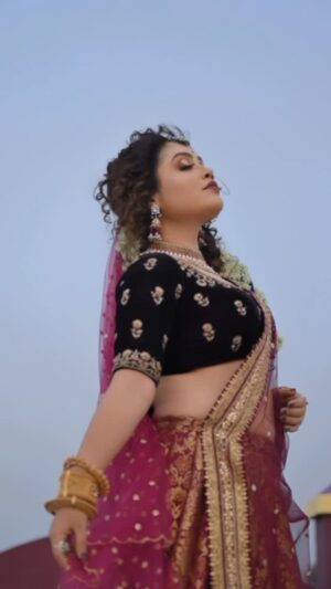 Moumita Tiya Mukherjee Instagram - #work
আমাদের পরবর্তী মেকআপ মাস্টার ক্লাস শুরু হতে চলেছে অগাস্ট মাস থেকে ।। ভর্তির জন্য যোগাযোগ করুন ☎️ 8017996157 ☎️
#makeupartistpayeldebnath
#makeupartist
#viral
#reels
#kolkata
#model