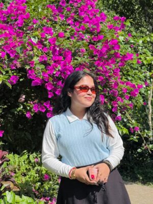 Moumita Tiya Mukherjee Instagram - 🌸 bougainvillea 🌸😌😌