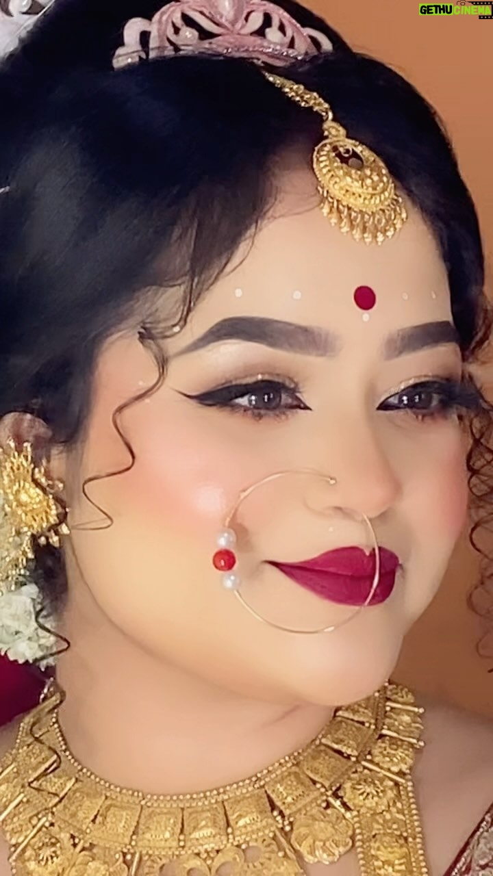 Moumita Tiya Mukherjee - 4.8K Likes - Tu mere Dilme samayaa 😍❤️ 

#reels #viral #instagram #reelsinstagram #reelitfeelit #viralreels @yashi_barrick ❤️❤️