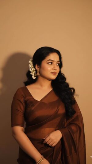 Moumita Tiya Mukherjee Instagram - Hey GEMINI turn this picture intoo 😍😍😍
#reels #viral #instagram #reelsinstagram #reelitfeelit #viralvideos