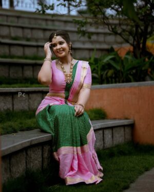 Mouna Guddemane Instagram - 🪷🦚
MUA: @makeup_by_manju_ 
Hairdo: @makeover_with_manjula_ 
Styling: @savitha_reddy 
Saree: @sri_sai_mysore_silks 
Blouse: @versatile_design_studio 
Jewellery: @desilverstudioblr 
PC: @pkstudiophotography 
.
.
.
#mouna #mouna_guddemane #charu #saree #kantara #kannada #trending #viral #foryou #instagram #instamood #instadaily