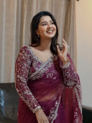 Mouna Guddemane Instagram - I don’t seek approval. I own presence.✨
______________________________________________
Outfit: @rentyourlook_by_chandangowda 
  @chandangowda_official