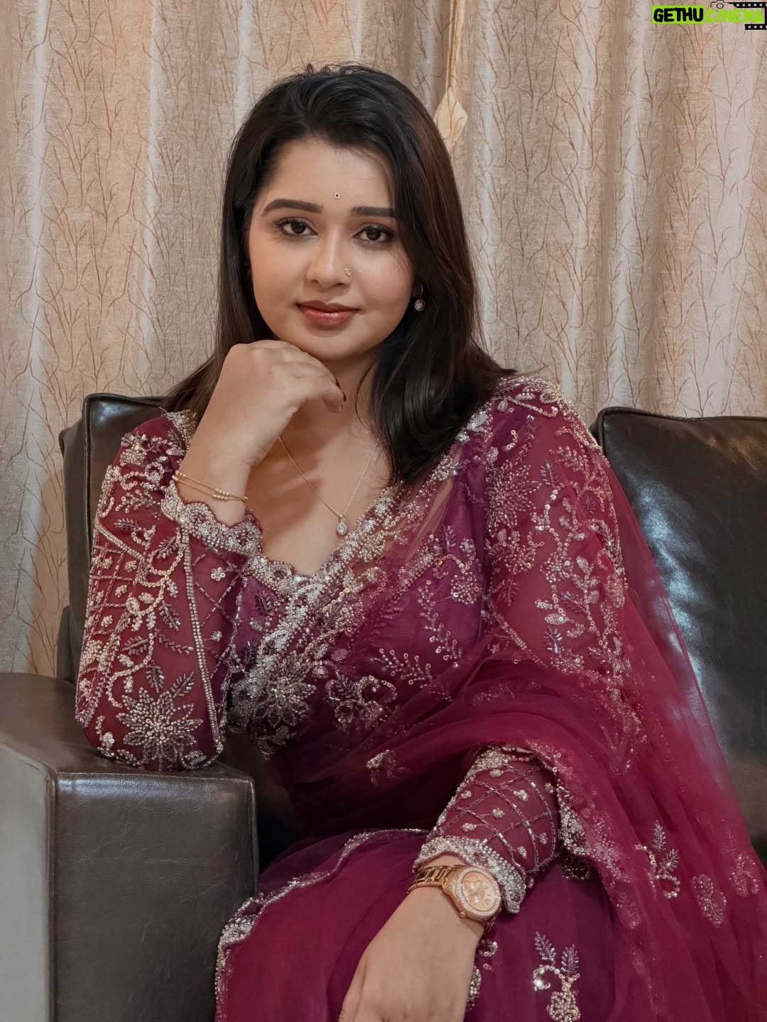 Mouna Guddemane - 46.7K Likes - I don’t seek approval. I own presence.✨
______________________________________________
Outfit: @rentyourlook_by_chandangowda 
  @chandangowda_official