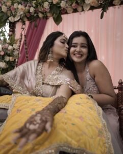 Actress Mouna Guddemane HD Photos and Wallpapers May 2025