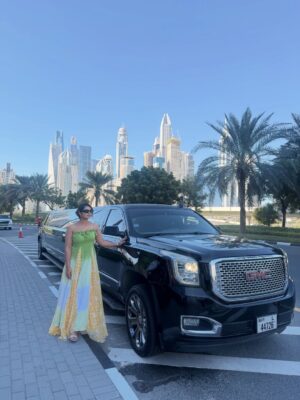 Mouna Guddemane Instagram - Royal mood activated.❤️🦋
.
.
.
.
.
#mouna #dubai #vacation #instagram #fyp