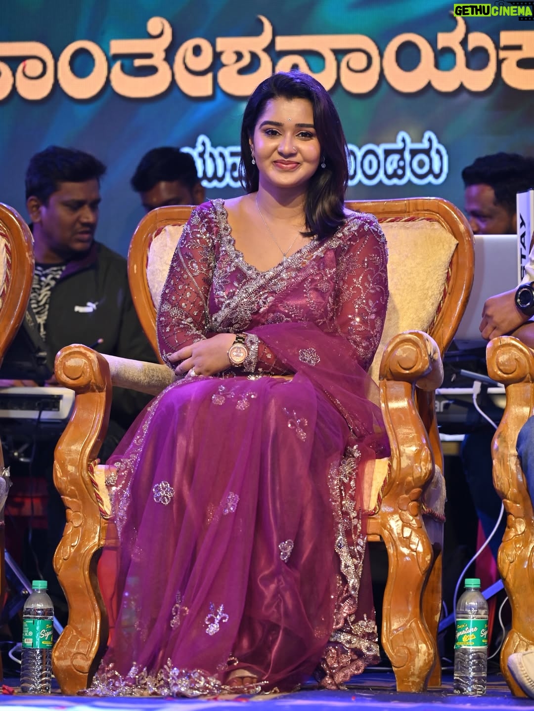 Mouna Guddemane - 74.5K Likes - Felt cute 🥰 
Outfit: @chandangowda_official 
  @rentyourlook_by_chandangowda 
.
.
.
.
.
#mouna #mouna_guddemane #saree #goodvibes #instagram