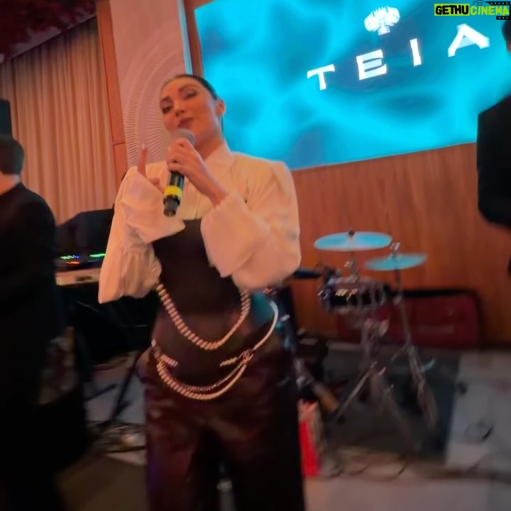 Munisa Rizaeva - 136.9K Likes - Emin Agalarovning tug‘ilgan kunidagi lavha. Aziz do‘stlarim, O‘zbekistonga xush kelibsiz ❤️
@valeriya @prigozhin_iosif @eminofficial @thegreateuropeanasian 

Фото со дня рождения Эмина Агаларова. Добро пожаловать в Узбекистан мои, дорогие друзья ❤️