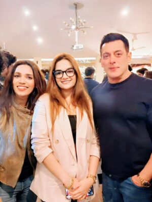 Muskaan Instagram - Happy birthday Salman Sir♥️🫶🏻 @beingsalmankhan ✨
We Love You, and pray that you stay healthy and happy alwaysss😍