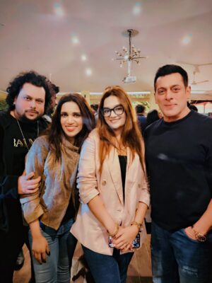 Muskaan Instagram - Happy birthday Salman Sir♥️🫶🏻 @beingsalmankhan ✨
We Love You, and pray that you stay healthy and happy alwaysss😍