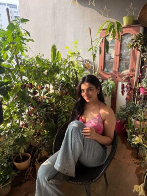 Muskaan Nayyar Instagram - 🙋♀️