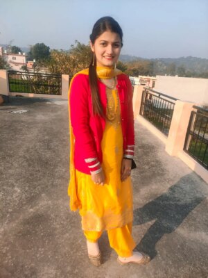Muskan Thakur Instagram - 😍🧡😍
#ootd #punjabi #himachali #suit #girl #viral #trending #explore #muskan____thakur