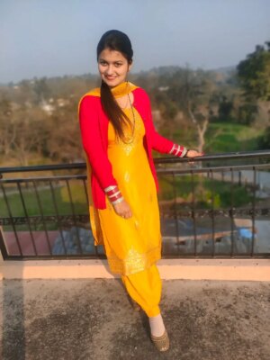 Muskan Thakur Instagram - 😍🧡😍
#ootd #punjabi #himachali #suit #girl #viral #trending #explore #muskan____thakur