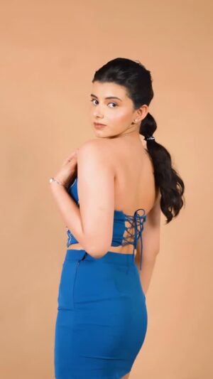 Myra Singh Instagram - Because normal is boring 🥱 I went crazy, Kiya Re! 😉

Concept and PR By : @sparklingbonds
Shot and Edited By : @shadowstoryproduction
Outfit : @menyrebymuskan
Jewellery : @rasrivasilver
Location: @studio__1965
Makeupartist: @makeoversshireenkhan
Hairstylist: @shaina_makeupandhair
SB Team: @rushdasomaiya 
.
.
.
.
.

#myrasingh #aishwaryarai #crazykiyare #yrf #yrfreels