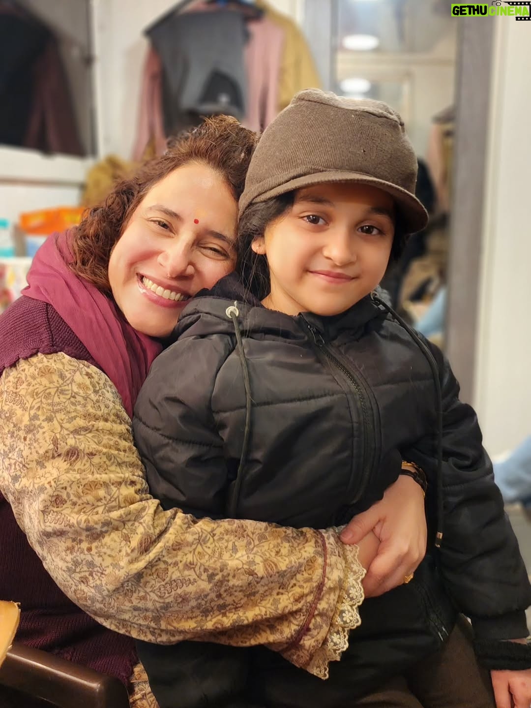 Myra and Kiara - 6.5K Likes - Dear @adityasuhasjambhale sir... thank you for giving Kiara the unforgettable opportunity to play Eela Sapru.✨️🧿🤍
Watching her transform into Eela, watching her understand emotions beyond her age, and watching her fall in love with the craft…..We are truly grateful for your trust, your mentorship, and for allowing her to be a part of your extraordinary vision.💫✨️

We will always be grateful for the love she is getting from audience out there.
Thankyou @bhashasumbli maam @nazneenmadan maam for being the most loving and supportive co actors while performing those powerful emotional scenes with her. You were phenomenal in the movie🤍

Congratulations @rohaan.singh1 her buddy for being her favourite co actor..she missed shooting with you Ro. We are so proud of you and your performance in the movie.you nailed it.💛✨

Thankyou @yamin_andrabi for your help.. you know me and kiara are always grateful for everything and will never forget what you did for us. Bless you bro.💫✨️

#baramulla trending on Netflix