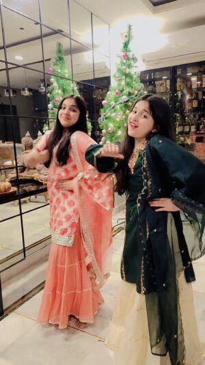 Myra and Kiara Instagram - Real no AI video😜 🧿🤍
Sister are back 🧿🧿
(Might delete later)
Dance love
Love for Dance
Reels
Dance reels
#myrakiarakhanna #dhurandar❤️🔥 #shararat