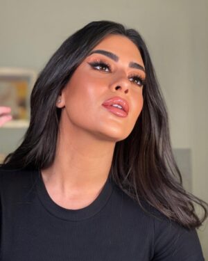 Myrna Nour El Din Instagram - 🖤