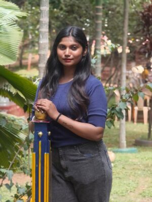 N S Manasa Gowda Instagram - Which post ur like it comment me☺️

#kannada #post #kannadaposts #like4like #live #reelkarofeelkaro #postinsta #bangalore #posterdesign #share #views #liketime #kannadastatusvideos #kannadalove