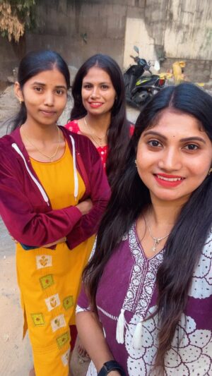 N S Manasa Gowda Instagram - Kuttumma Kuttu😹☺️

#nsmanasagowda_official_ 
#tag #raitha #mandya #nature #viral #reelkaro #share #reelkarofeelkaro #love #viralreels #insta #support #followmefollowyou #instalove #trendy #trend #viralvideos #dance #newreel