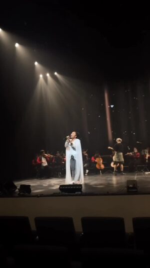 Nadia Aqilah Instagram - Another beautiful song I get to explore from Malaysia’s Queen @ctdk Dato’ Siti Nurhaliza, lovingly introduced by @sparklesbynell and supported by the ever-so-radiant @rajafarouklive. Thank you @panproductionskl for bringing us all together for one unforgettable night, surrounded by stars from every corner and hearts full of soul. 🥹

Thank you my Jamie @peterthedragon for capturing my soundcheck X fitting halfway 😂 

Love you guys! ❤️